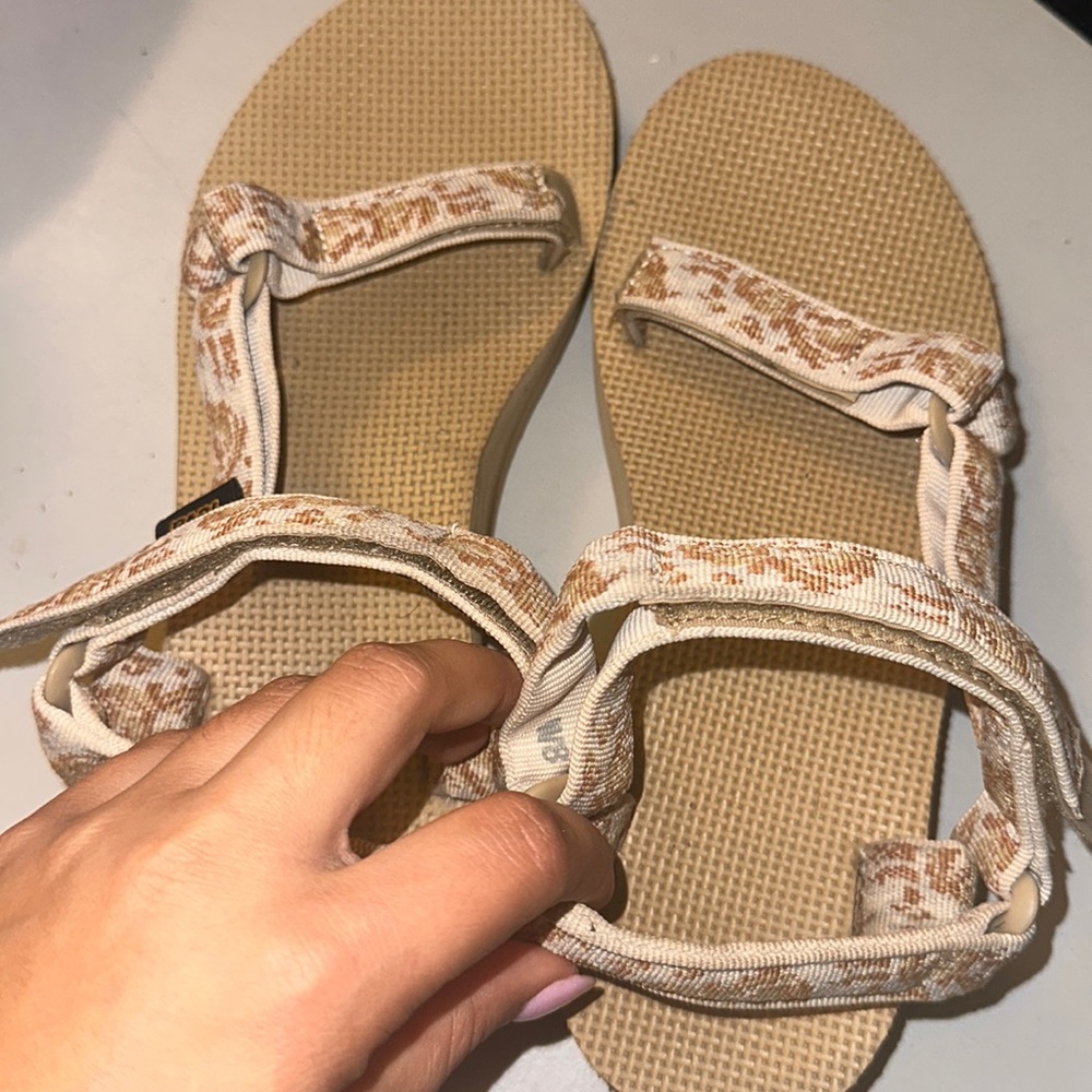 Teva Midform Universal Sandal 8
